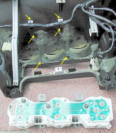 Combination gauges removed from dash 1